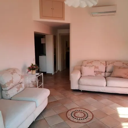 Casa Minervae *